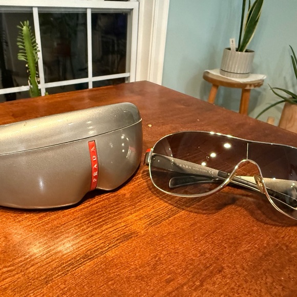 Prada Designer Black and Platinum Aviator Sunglasses - 2006 - Picture 8 of 8